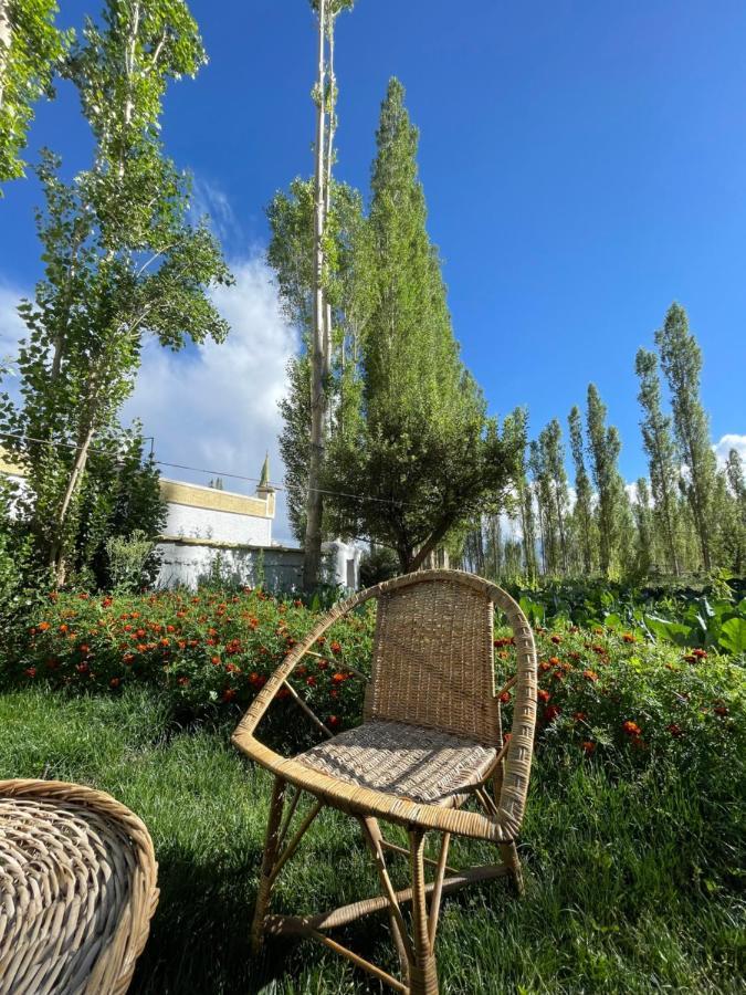 Tongspon Inn Leh Buitenkant foto